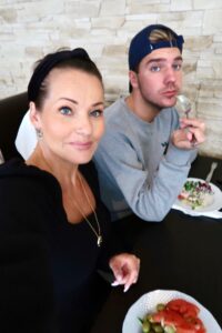 Img 5933 facetune 04 09 2020 15 44 28.jpg