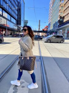 31E97240-DBB4-4847-A180-F3133AA8D458