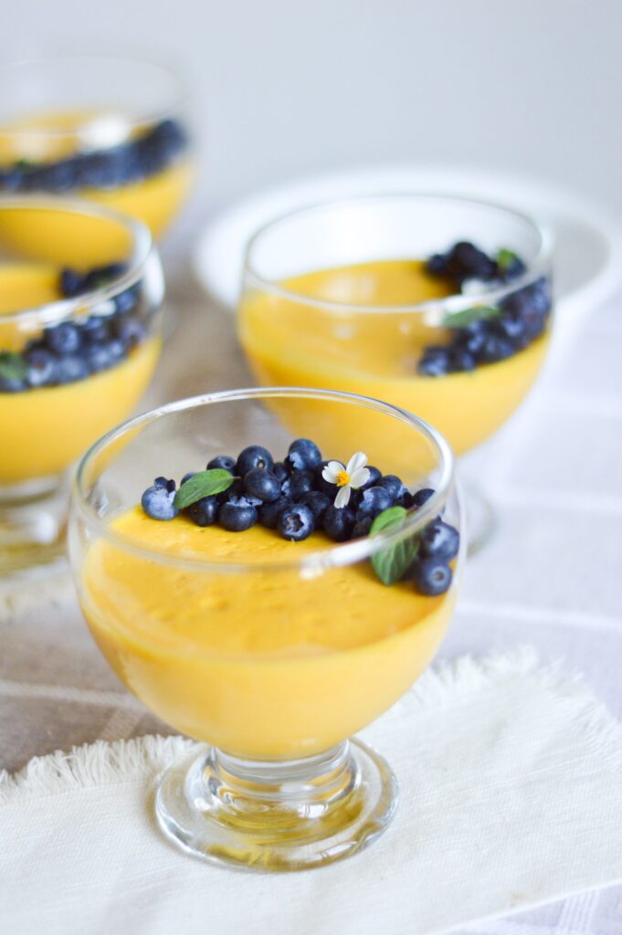Mango,Mousse,In,A,Glass,Cup