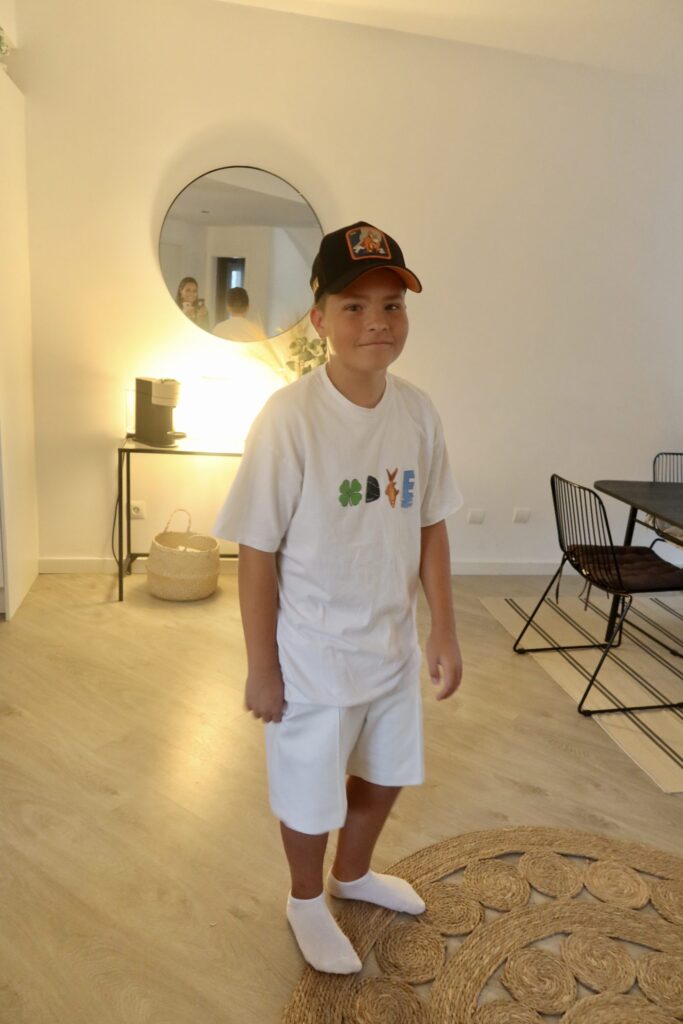 5421CBAB-A3C3-40FA-A84A-1AF7E846354E